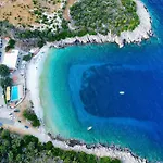 Lalloudes Hotel Mani 4*