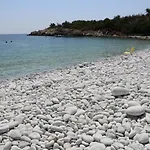 Lalloudes Hotel Mani Bed & Breakfast