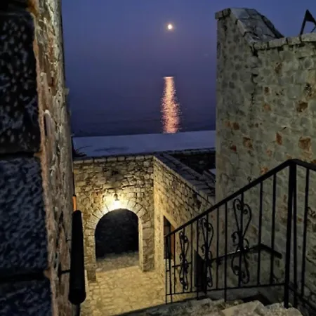 Lalloudes Hotel Mani Exo Nimfion