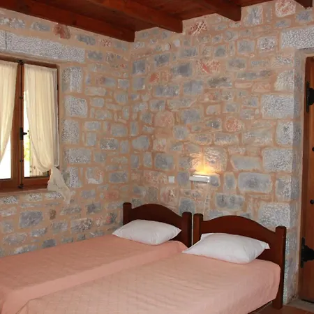 Lalloudes Seaside Sea&pool View 4* Exo Nimfion