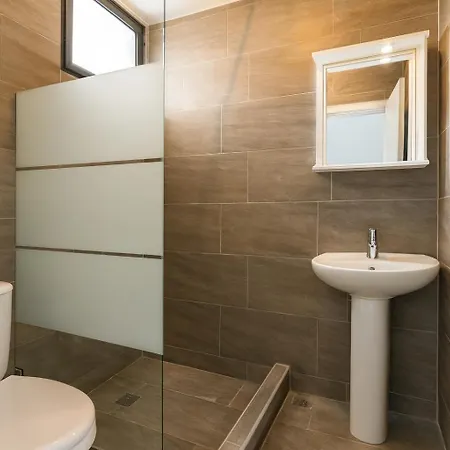 فندق مبيت وإفطار Lalloudes Seaside Sea And Pool View