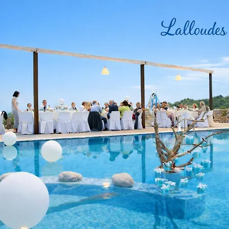 Lalloudes Seaside Sea And Pool View 4*