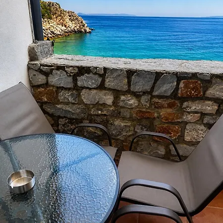 Bed & Breakfast Lalloudes Mani 3*