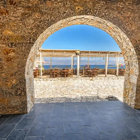 Bed & Breakfast Lalloudes Hotel Mani 3*