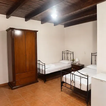 Bed & Breakfast Lalloudes Hotel Mani Exo Nimfion