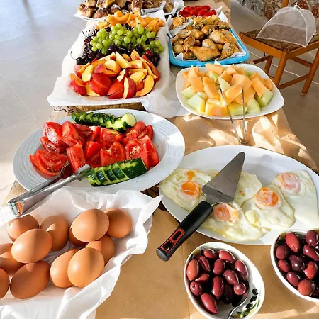 Bed & Breakfast Lalloudes Hotel Mani