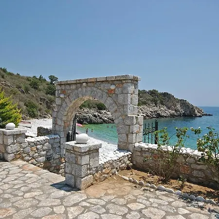 Lalloudes Seaside Exo Nimfion