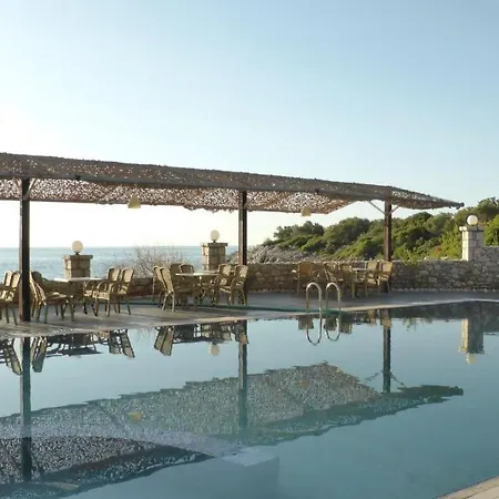 Lalloudes Bed & Breakfast