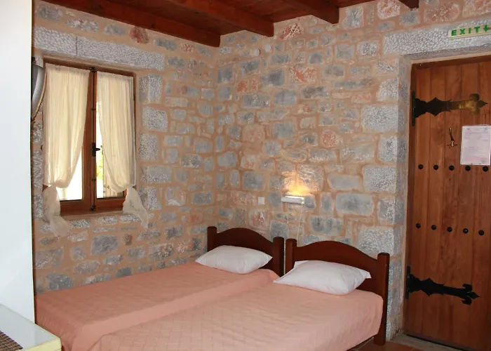 Lalloudes Seaside Suites Sea&Pool View 4* Exo Nimfion