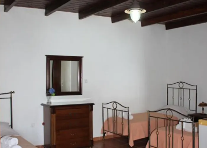 Lalloudes Seaside Suites Sea&Pool View