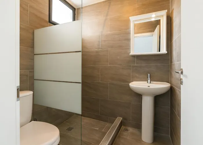 فندق مبيت وإفطار Lalloudes Seaside Sea And Pool View