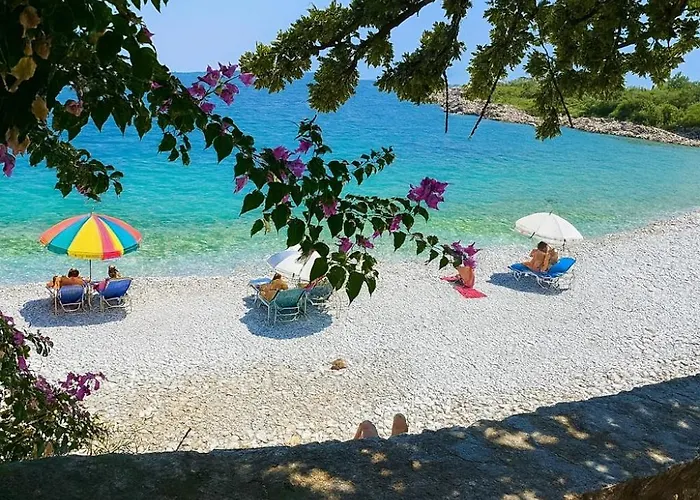 Lalloudes Seaside Suites Sea&Pool View 4* Exo Nimfion