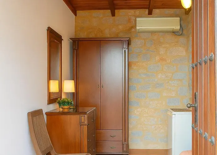 فندق مبيت وإفطار Lalloudes Seaside Sea And Pool View