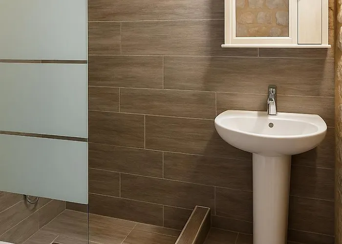 Lalloudes Seaside Sea And Pool View