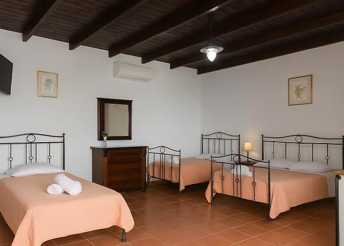 Lalloudes Seaside Sea And Pool View 4*