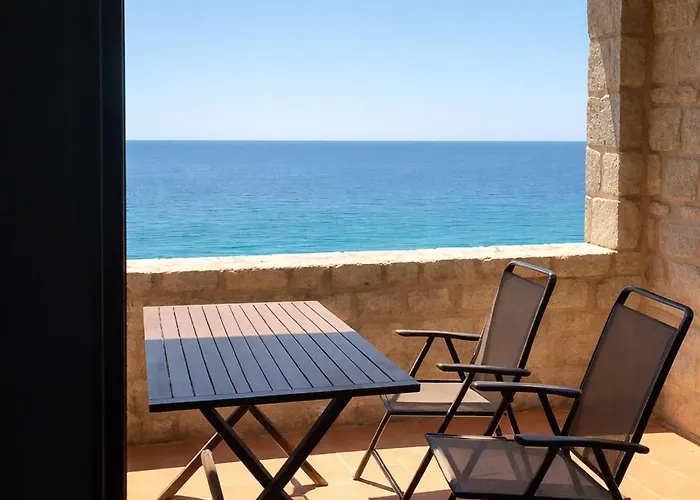 לינה וארוחת בוקר Lalloudes Seaside Sea And Pool View Exo Nimfion