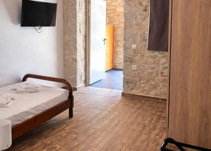 Bed & Breakfast Lalloudes Hotel Mani